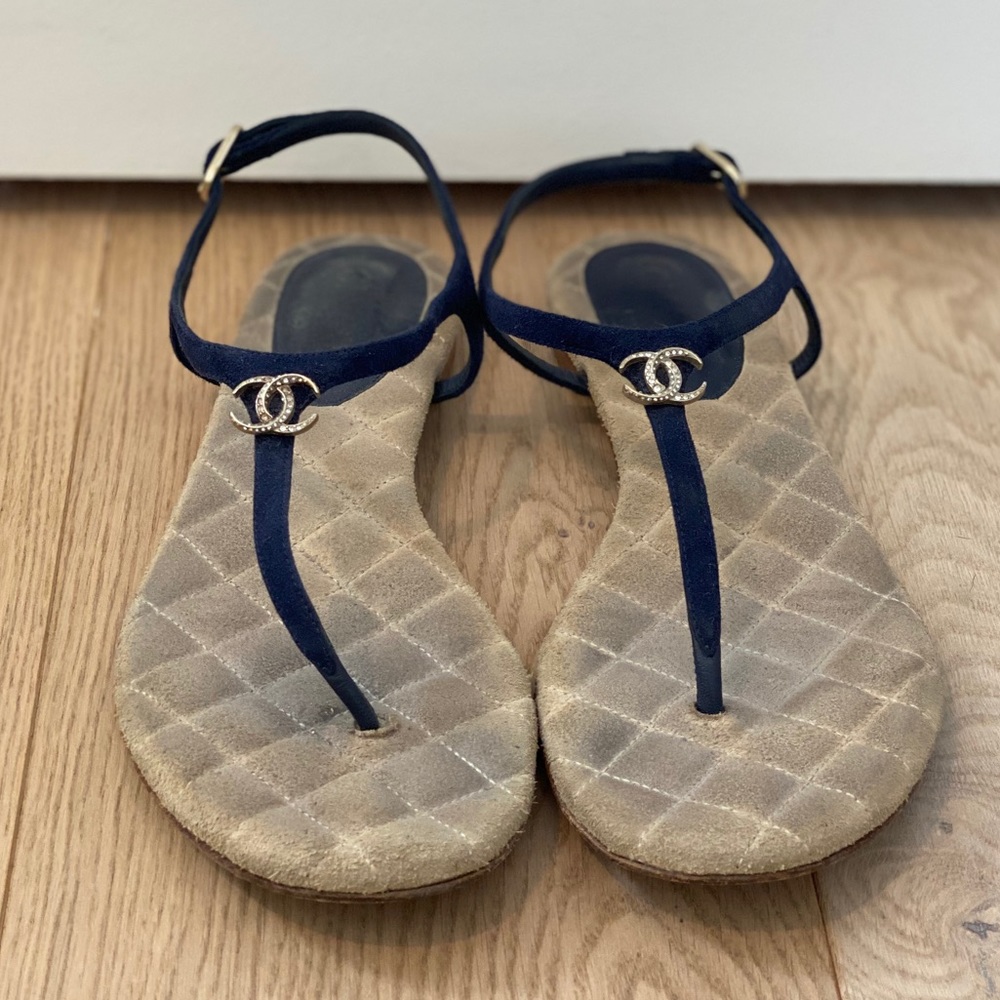 CHANEL sandals